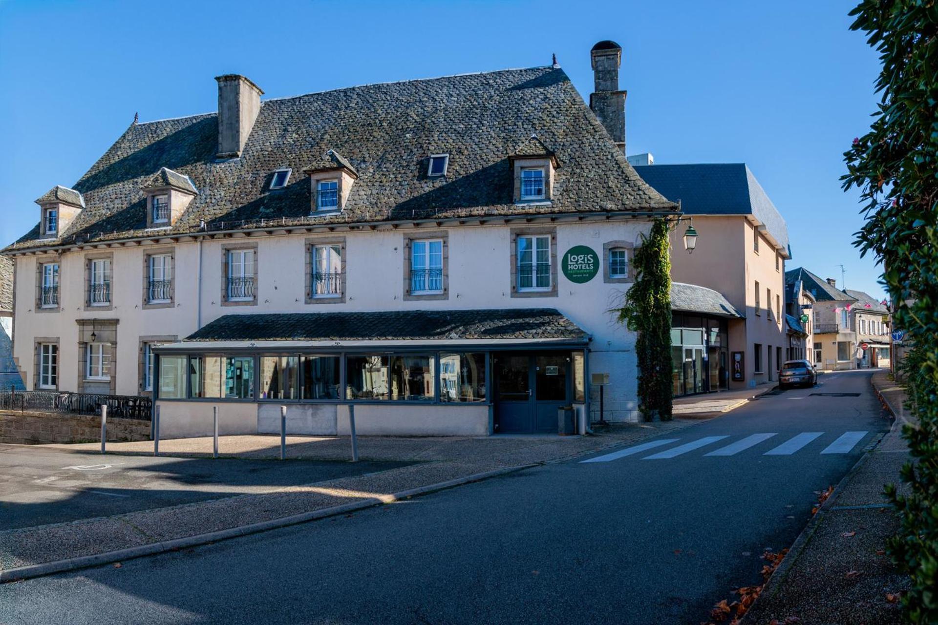 Logis Hotel Restaurant Auberge De La Xaintrie Saint-Privat  Exteriér fotografie